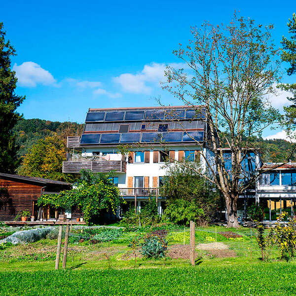 Aussenansicht des Chraiehofs in Lommis